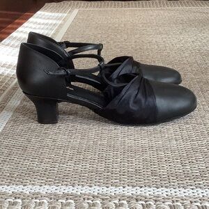 Capezio women’s ballroom dance shoes, leather, size 9.5W, 2.0” heels